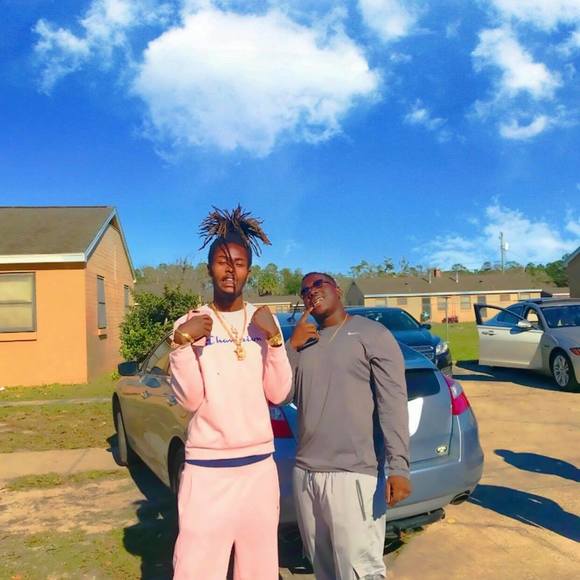 Meet your Posher, Mel - Picture 1 of 1